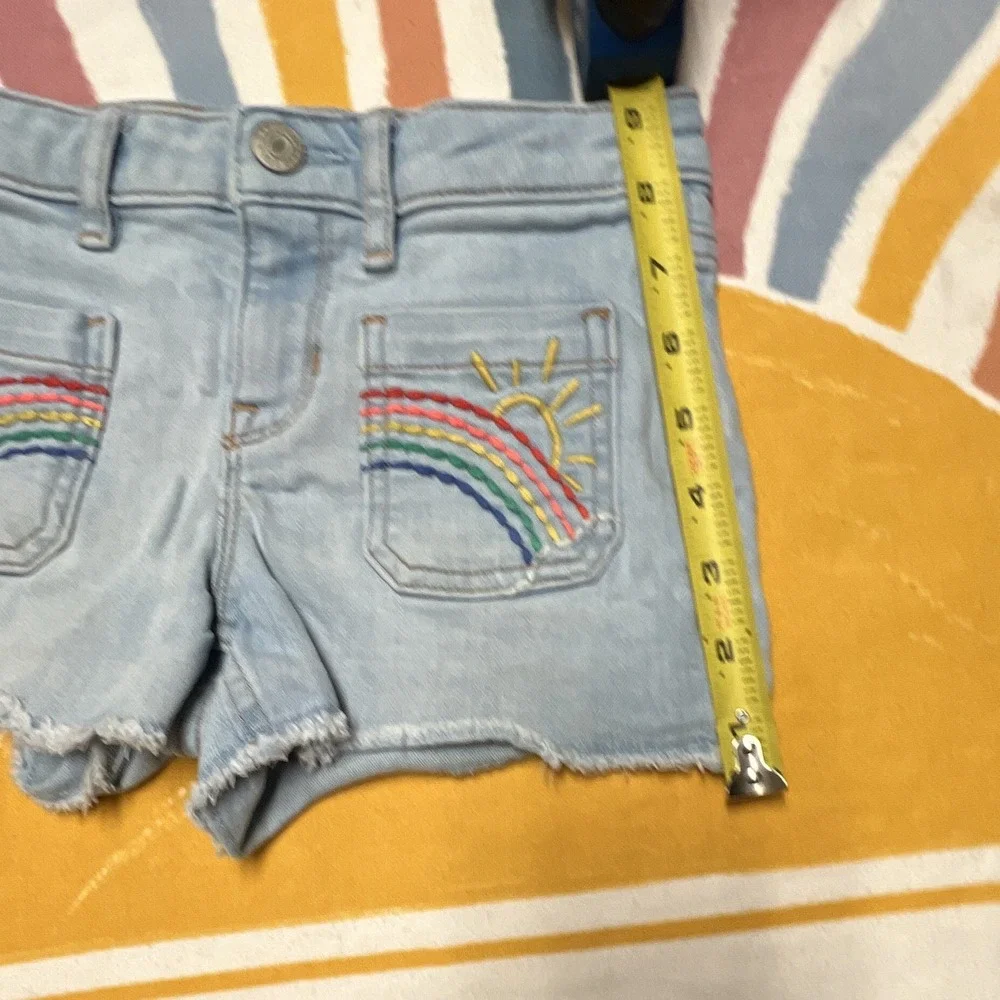 GAP Girls Size 8 Light Wash Denim Stretch Cut-Off Shorts Rainbow Pockets 234.1